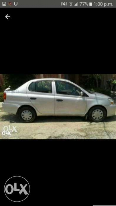 Toyota Platz 2004