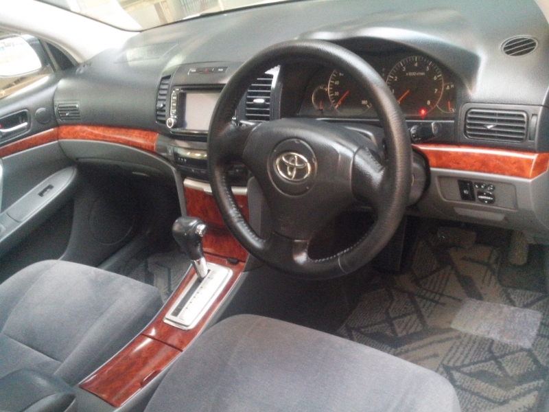 Toyota Premio 2003