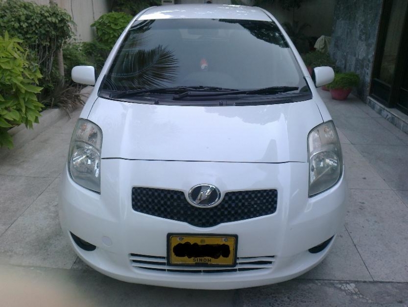 Toyota Vitz 2005