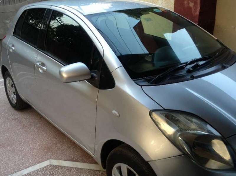 Toyota Vitz 2005