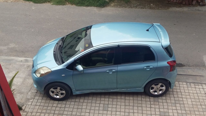 Toyota Vitz 2006