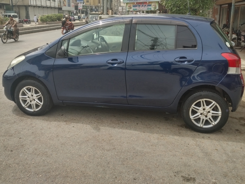 Toyota Vitz 2008