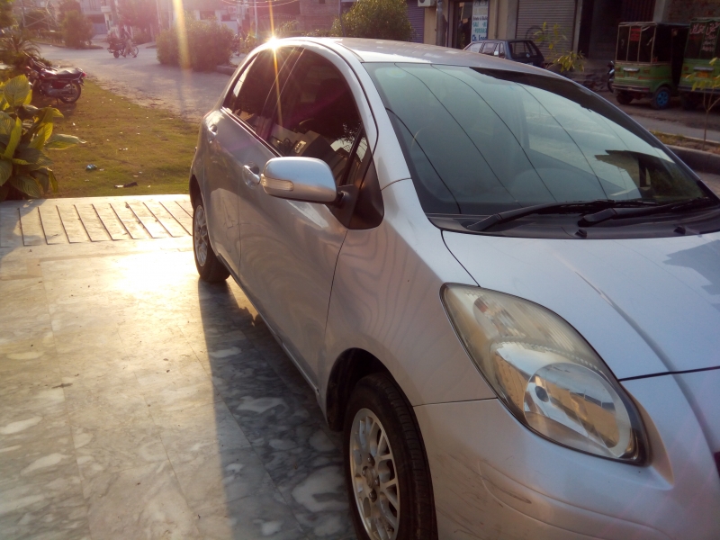 Toyota Vitz 2009