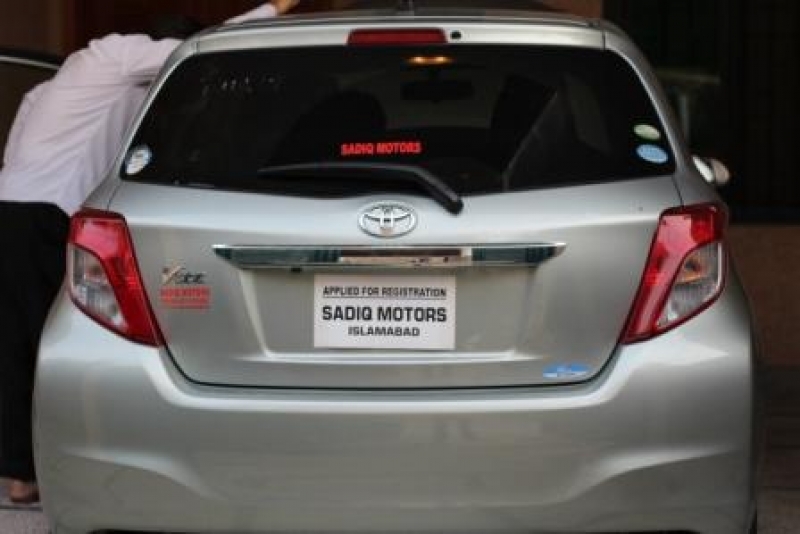 Toyota Vitz 2011