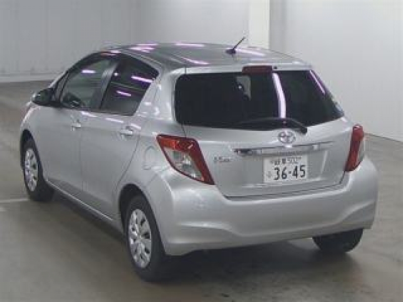 Toyota Vitz 2011
