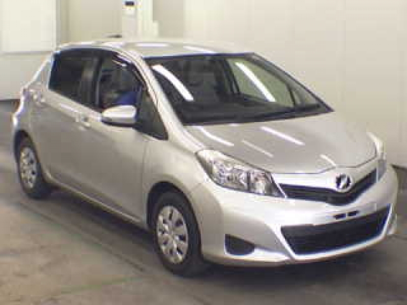 Toyota Vitz 2011