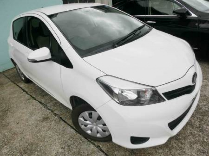 Toyota Vitz 2012