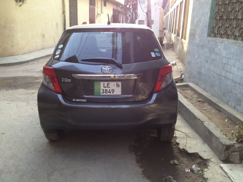 Toyota Vitz 2012