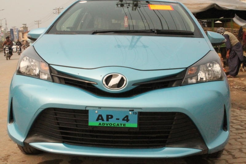 Toyota Vitz 2015