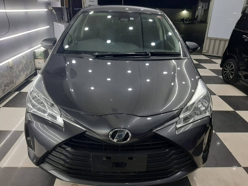 Toyota Vitz 2018