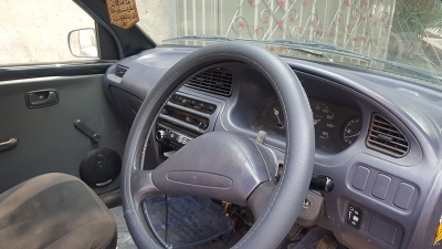 Daihatsu Cuore cx 2004
