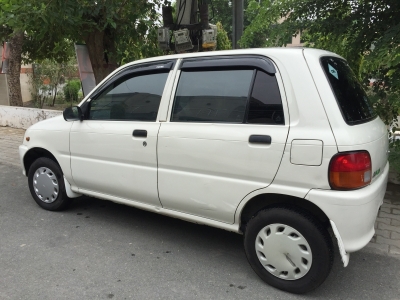 Daihatsu Cuore cx 2010