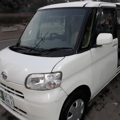 Daihatsu Cuore cx 2011