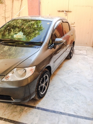 Honda City vario 2004