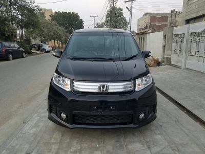 Honda Freed 2014