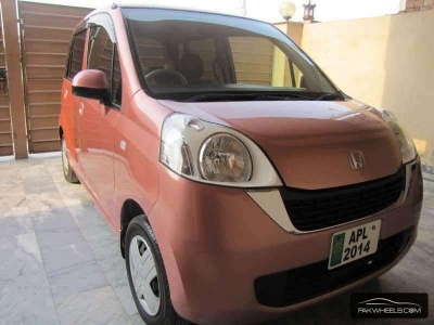 Honda Life 2010