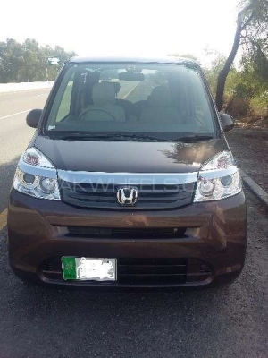 Honda Life 2015