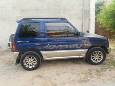 Mitsubishi Pajero mini 2006