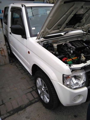 Mitsubishi Pajero mini 2009