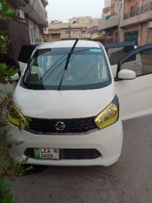 Nissan Nx 2014