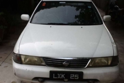Nissan Sunny 1998
