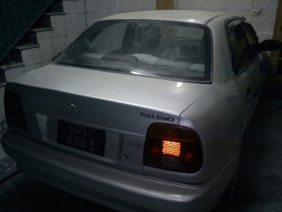 Suzuki Baleno jxr 2002