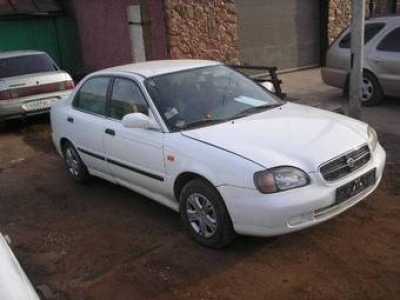 Suzuki Baleno jxr 2004