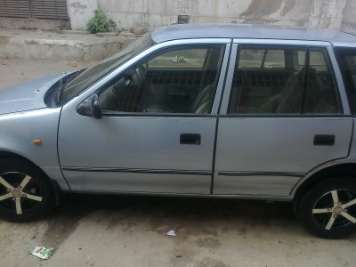 Suzuki Cultus vxr 2001