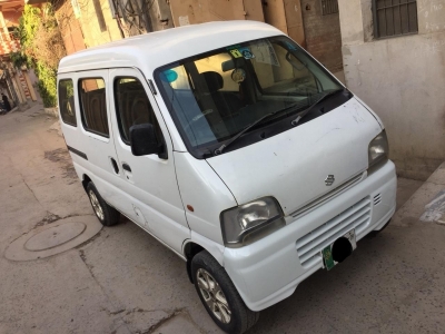 Suzuki Every 2009