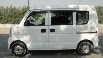 Suzuki Every 2011