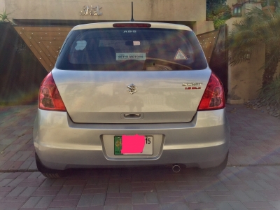 Suzuki Swift 2015