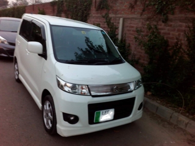 Suzuki Wagon R STINGRAY 2015