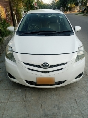 Toyota Belta 2006