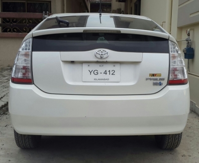 Toyota Pirus 2014