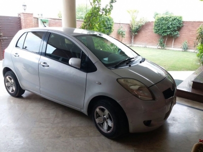 Toyota Vitz 2006