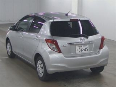 Toyota Vitz 2011