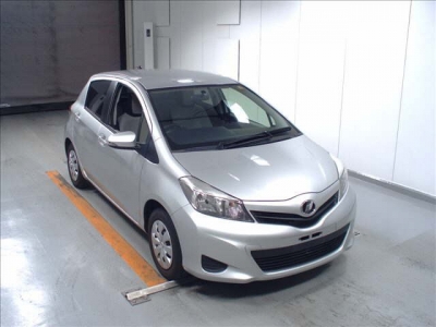 Toyota Vitz 2012