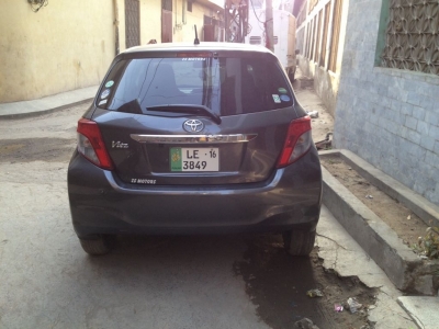 Toyota Vitz 2012