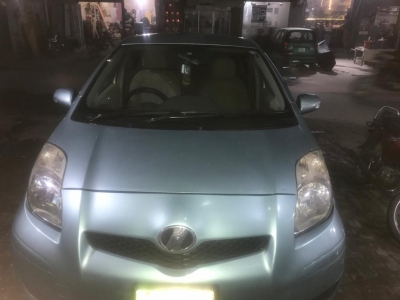 Toyota Vitz 2012
