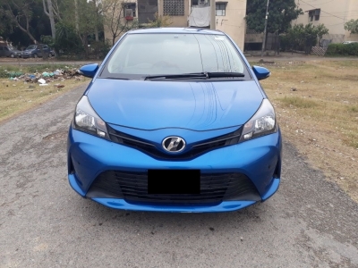 Toyota Vitz 2014