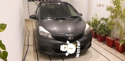 Toyota Vitz 2015