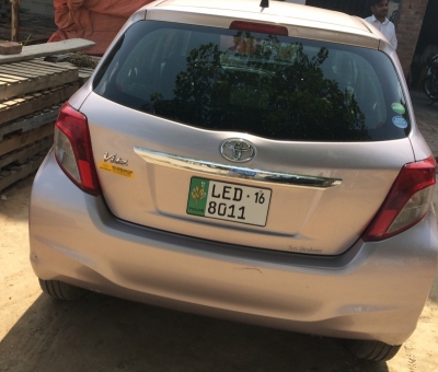 Toyota Vitz 2016